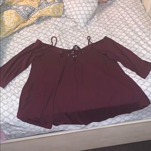 A flowing top. That goes down to your elbow.